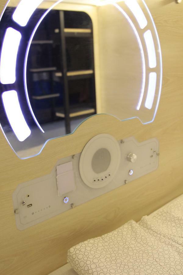 Snooze Hotell Hongkong Exteriör bild