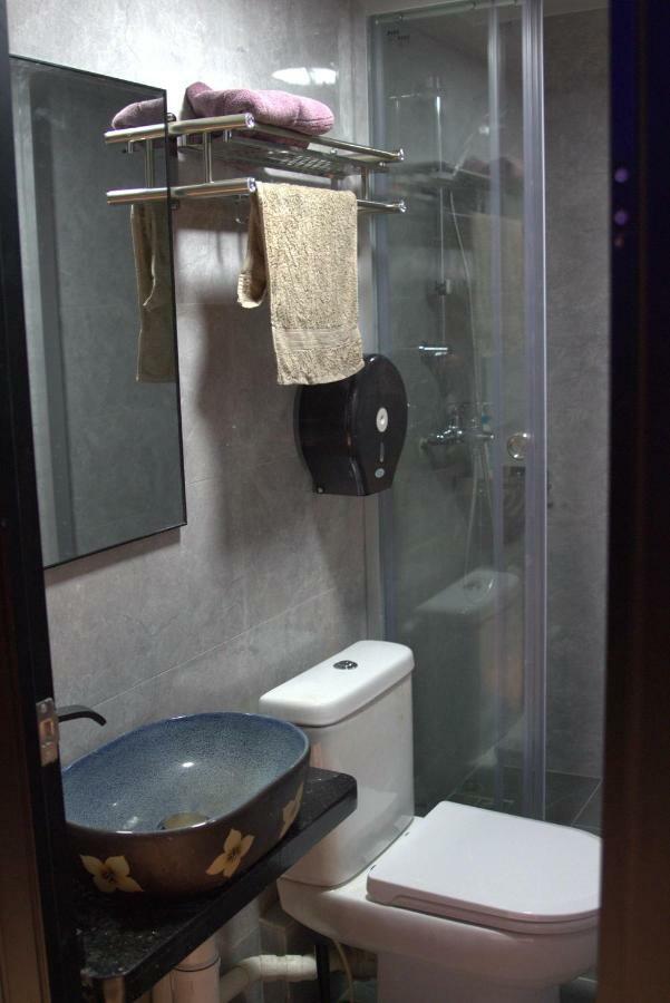 Snooze Hotell Hongkong Exteriör bild